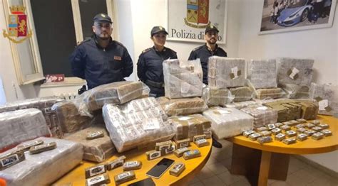 hashish rolex roma|Roma, nascondevano nel portabagagli dell’autovettura su cui .